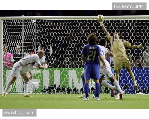 卡西利亚斯与布冯精彩扑救对决回顾，谁才是门神之王