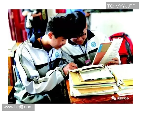 张帆的成长之路：从平凡少年到卓越领袖的奋斗故事与人生启示